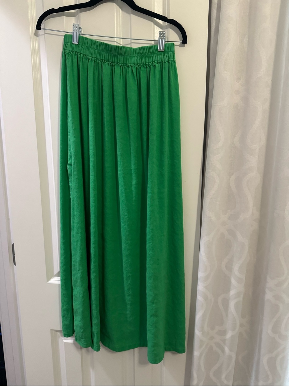 Gianni Bini Bright Green Midi Skirt